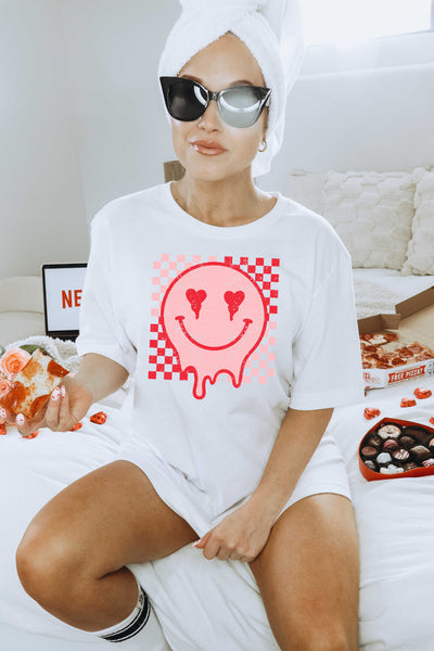 Valentines Smiley Unisex Graphic Tee